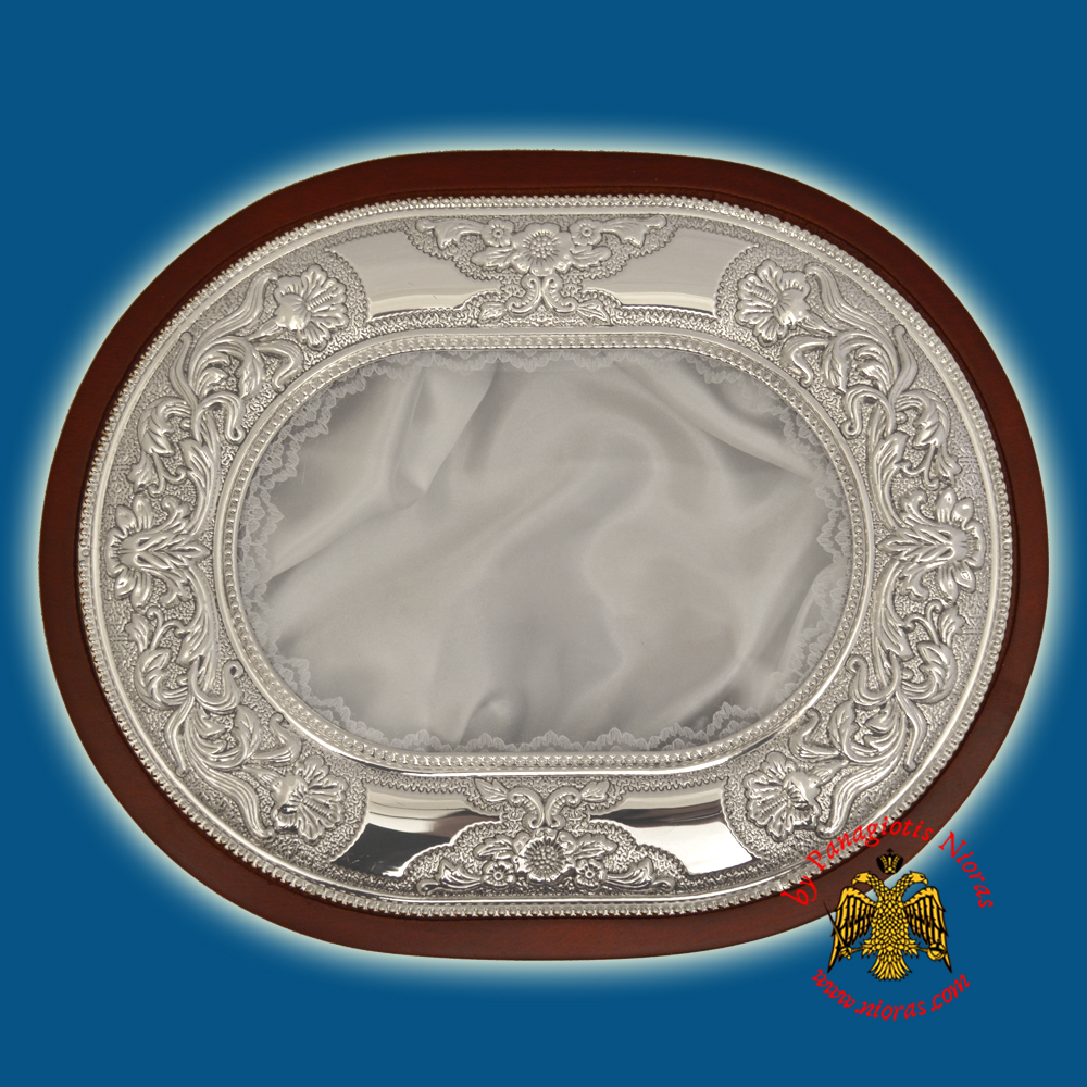 Oval Wedding Crown Metal Decoration Wooden Case