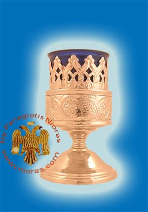 Metal Design A Standing Oil Candle Gold Plated