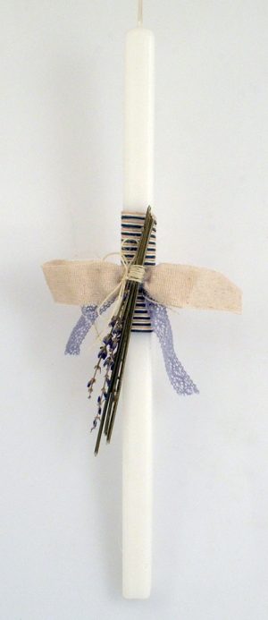 Πασχαλινή Λαμπάδα με Λεβάντα 40εκ.